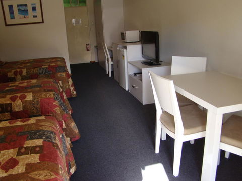 Dunsborough Central Motel - Accommodation Search 9
