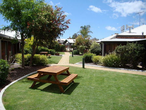 Dunsborough Central Motel - Accommodation Search 3