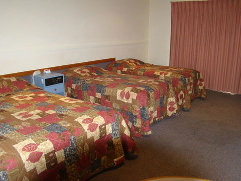Dunsborough Central Motel - Accommodation Search 23