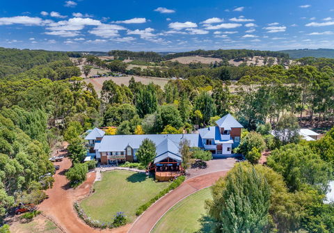 Chimes Spa Retreat - Accommodation Search 3