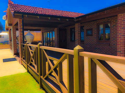 The Compass Beach House - Accommodation Search 2