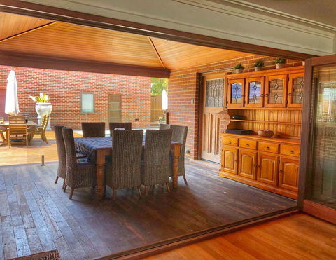 The Compass Beach House - Accommodation Search 10