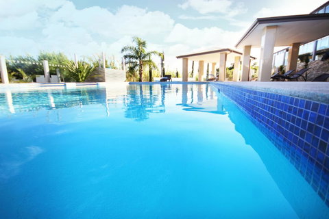 Swan River Hotel - Accommodation Search 1