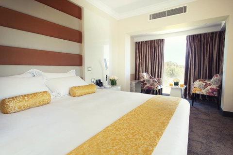 Swan River Hotel - Accommodation Search 2
