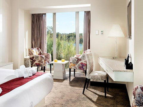 Swan River Hotel - Accommodation Search 6