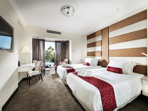 Swan River Hotel - Accommodation Search 17
