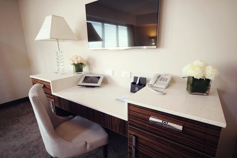 Swan River Hotel - Accommodation Search 28