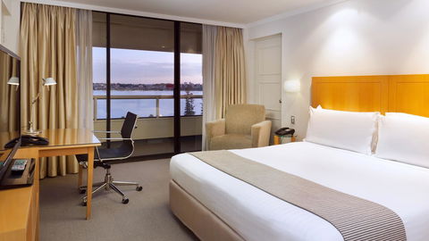 Crowne Plaza Perth, An IHG Hotel - Accommodation Search 3