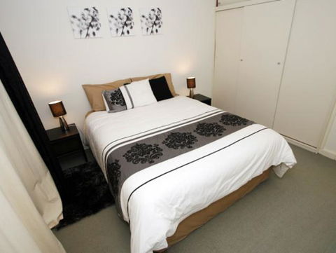 Malibu Apartments - Perth - Accommodation Search 2
