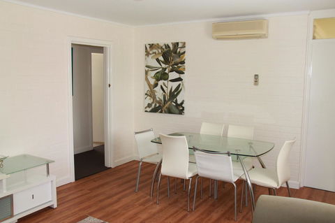 Malibu Apartments - Perth - Accommodation Search 5