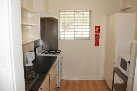 Malibu Apartments - Perth - Accommodation Search 10