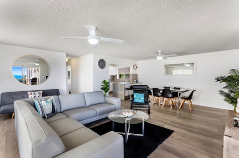 Laman Lodge, Unit 2, 15 Laman Street - Accommodation Search 3