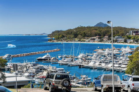Laman Lodge, Unit 2, 15 Laman Street - Accommodation Search 15