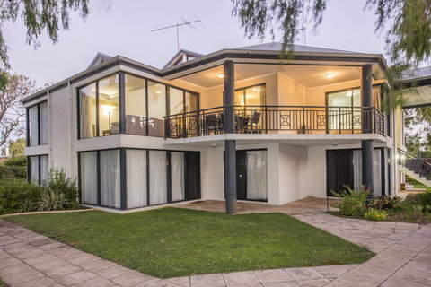 Cape View Beach Resort - Accommodation Search 28