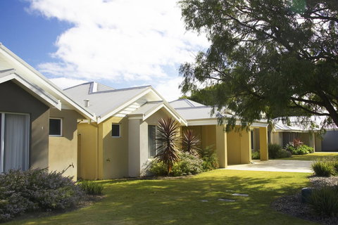 Cape View Beach Resort - Accommodation Search 37