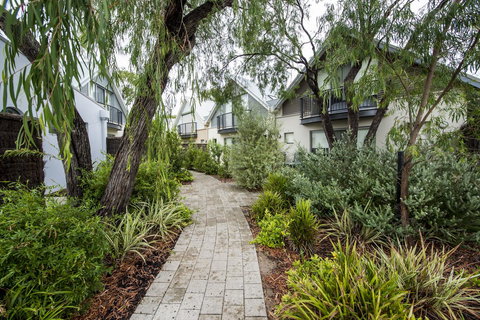 Cape View Beach Resort - Accommodation Search 44