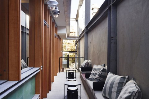 Alex Hotel - Accommodation Search 24