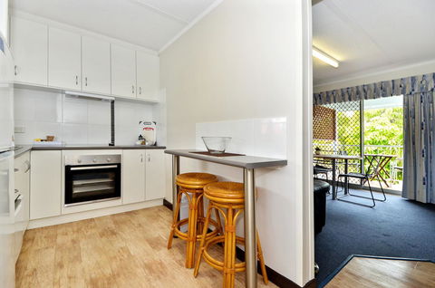 Dolphin Lodge Albany - Self Contained Apartments At Middleton Beach - Accommodation Search 3