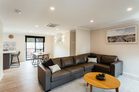 Dolphin Lodge Albany - Self Contained Apartments At Middleton Beach - Accommodation Search 39