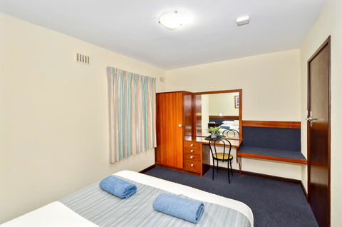 Dolphin Lodge Albany - Self Contained Apartments At Middleton Beach - Accommodation Search 25