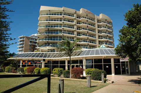 Northpoint Apartments - Accommodation Search 4