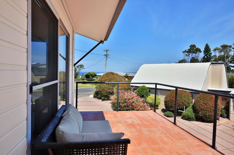 The Cove At Culburra - Direct Access To Beach - Accommodation Search 16