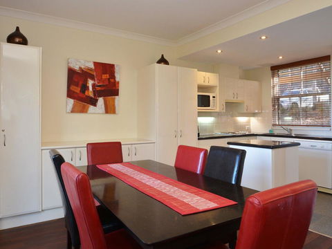 Villa Executive 2br Cypress DS Located Within Cypress Lakes Resort - Accommodation Search 6