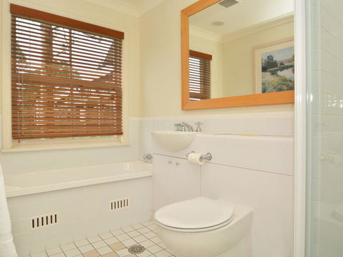 Villa Executive 2br Cypress DS Located Within Cypress Lakes Resort - Accommodation Search 12