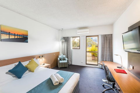 Metro Hotel Miranda - Accommodation Search 24