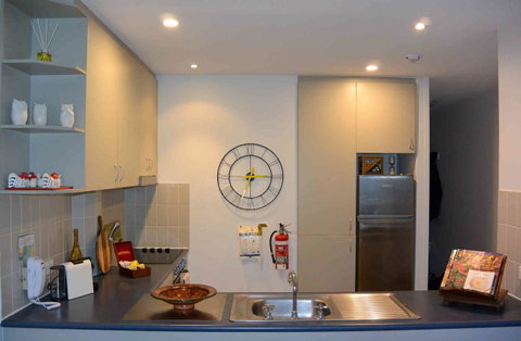 Lantern 1 Bedroom Balcony With Panoramic View - Accommodation Search 3