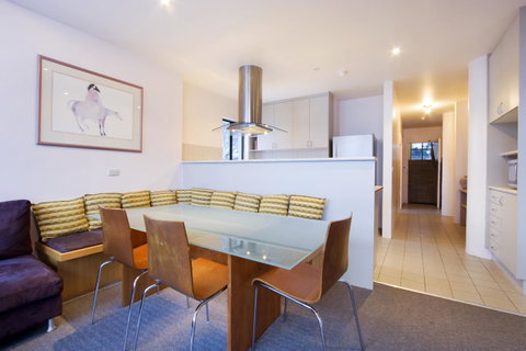 Lantern 1 Bedroom Balcony With Panoramic View - Accommodation Search 13