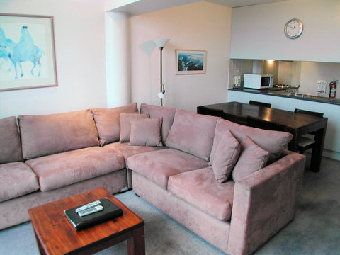 Lantern 1 Bedroom Balcony With Panoramic View - Accommodation Search 20