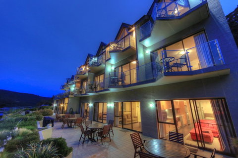 Lantern 1 Bedroom Balcony With Panoramic View - Accommodation Search 0