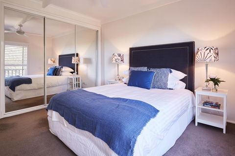 Bright And Spacious Family Home With Leafy Deck - Accommodation Search 5