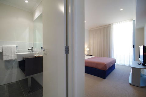 Macquarie Waters Boutique Apartment Hotel - Accommodation Search 22