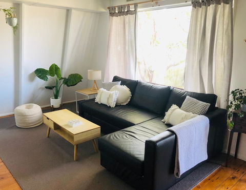 Little Blue Beach House - Accommodation Search 8