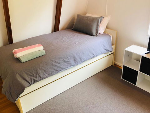Little Blue Beach House - Accommodation Search 6