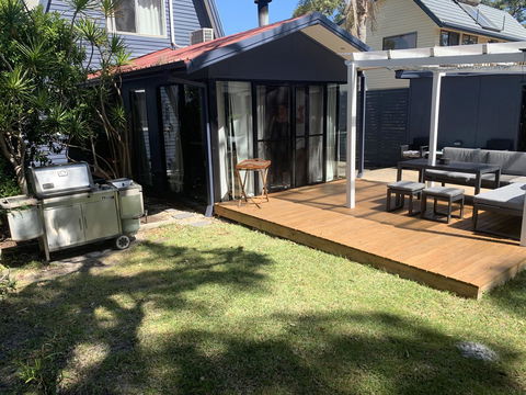 Little Blue Beach House - Accommodation Search 16