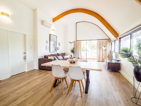 Waves Byron Bay - Accommodation Search 4