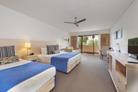Waves Byron Bay - Accommodation Search 25