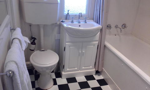 182 Anson Street - Accommodation Search 5