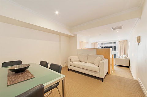 Wyndel Apartments Sydney CBD - Bond - Accommodation Search 9