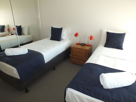 Pacific Marina Apartments - Accommodation Search 35