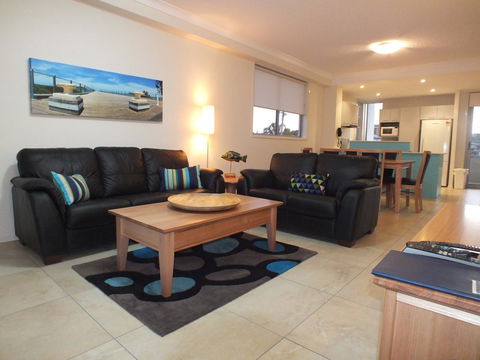 Pacific Marina Apartments - Accommodation Search 1