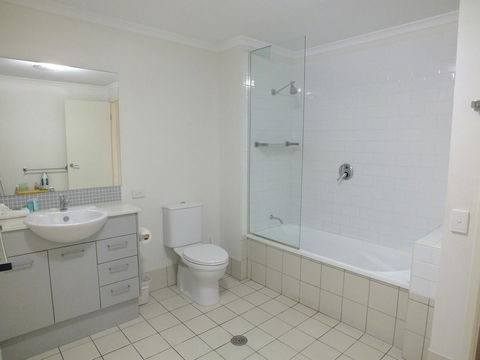 Pacific Marina Apartments - Accommodation Search 5