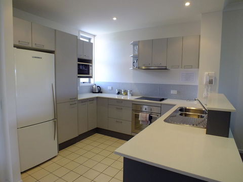 Pacific Marina Apartments - Accommodation Search 9
