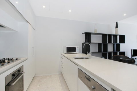 Lakefront 116 Kingston ACT - Accommodation Search 22