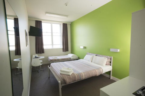 YHA Sydney Harbour - Accommodation Search 2