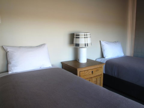 Hunter Oasis - Accommodation Search 1