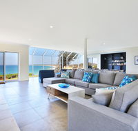 Neptune - Absolute Beachfront - Accommodation Search